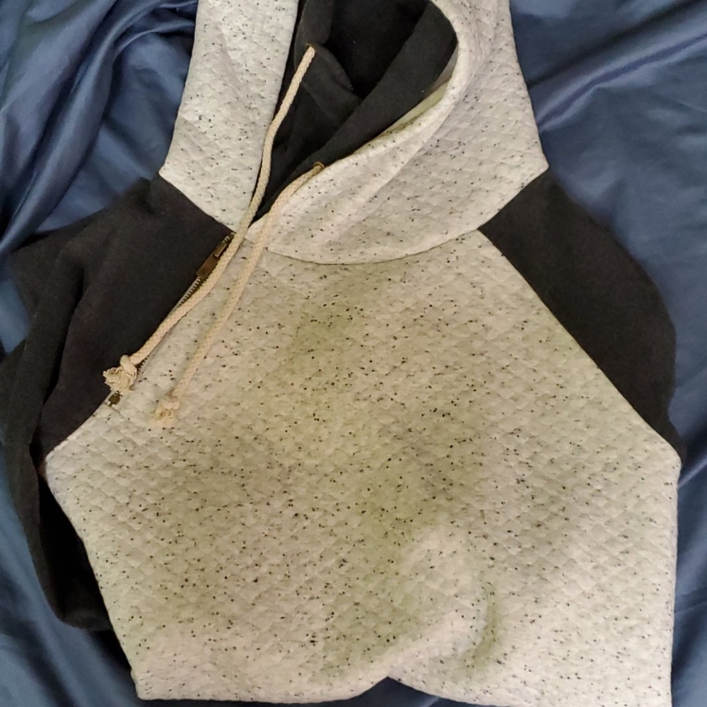 Ampersand Ave White Quilted DoubleHood